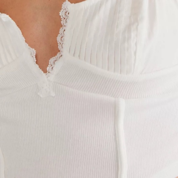 NWTS FP CROPPED CAMI (XL) - Picture 2 of 7